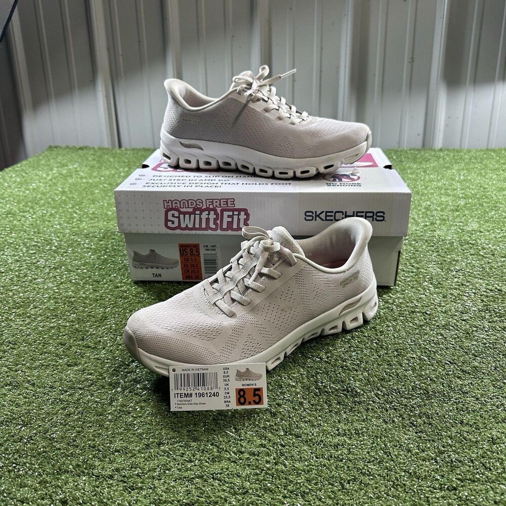 Skechers Swift Fit Women's 8.5 Tan Hands Free Slip On Shoes w/ Box